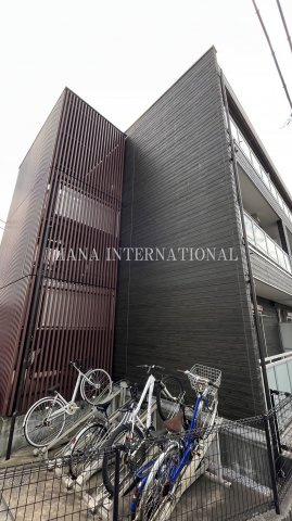 リブリ・リアの外観