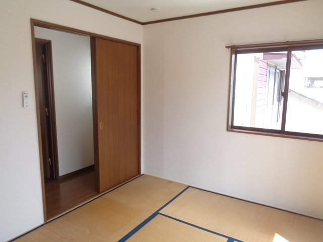 テラスハウス和合の和室