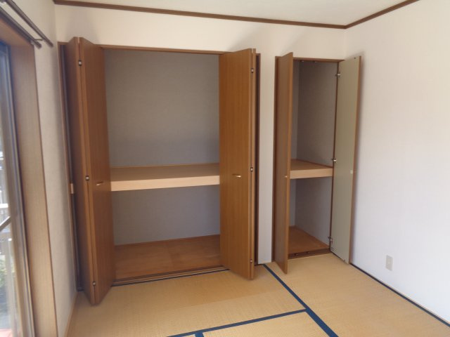 テラスハウス和合の和室