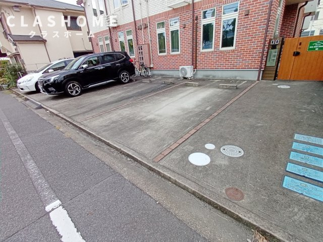 ROYAL BRICKS APARTMENT IV　　刈谷市の賃貸ならクラスホーム刈谷店の駐車場