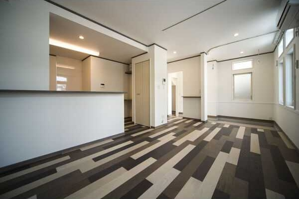 ROYAL BRICKS APARTMENT IV　　刈谷市の賃貸ならクラスホーム刈谷店の居間・リビング