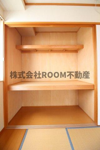 フローリッシュ広呂原の収納