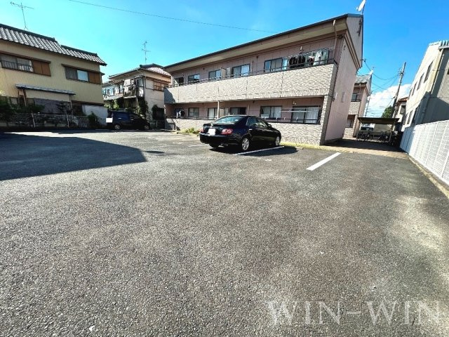 エスポワールフジ Cの駐車場