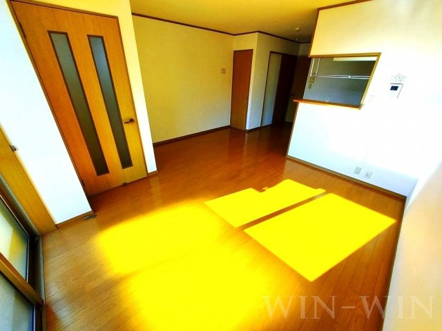 キャプリコーンエス Bの居間・リビング