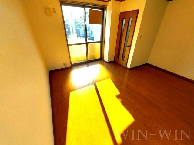 キャプリコーンエス Bの居間・リビング