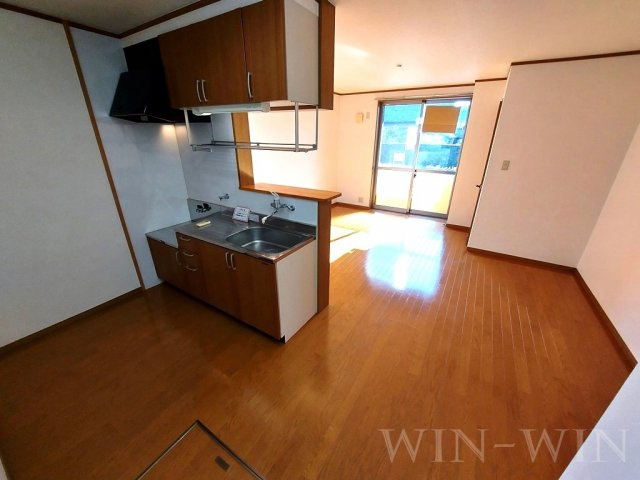 キャプリコーンエス Bの居間・リビング