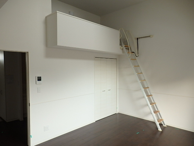 【寝室】エアフォルク新田東Ⅰ番館