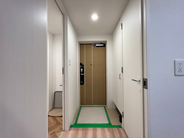 セレニテ天六リアンの玄関