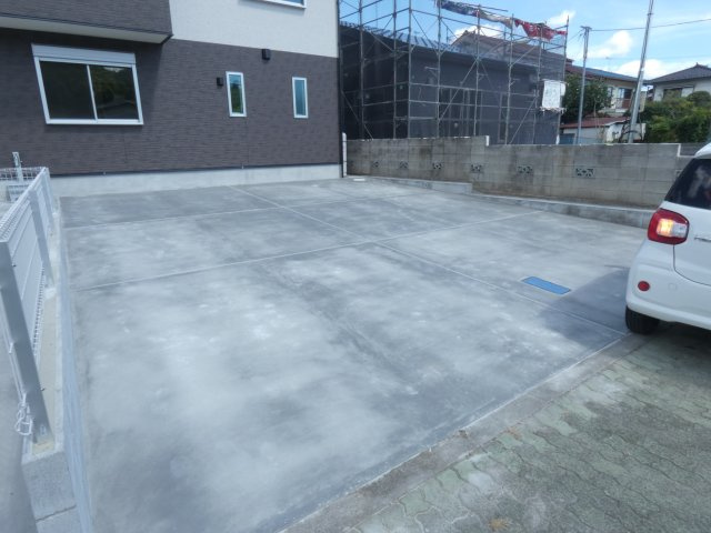 【駐車場】 | 2台駐車可能