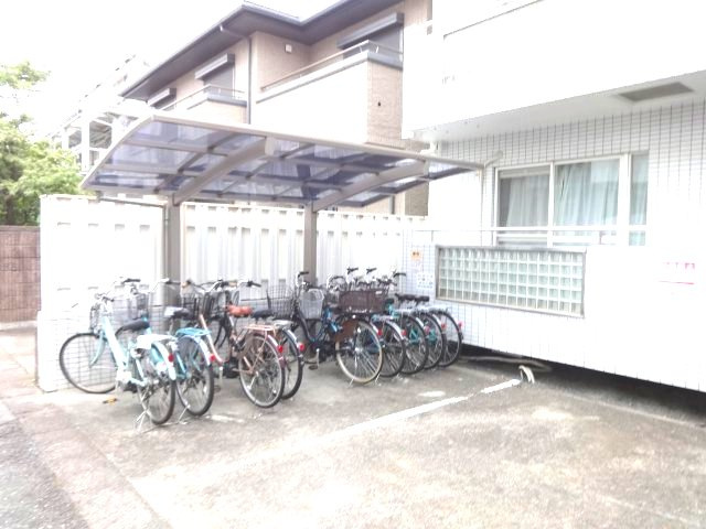 クレスト久米川のその他共用部分|駐輪場