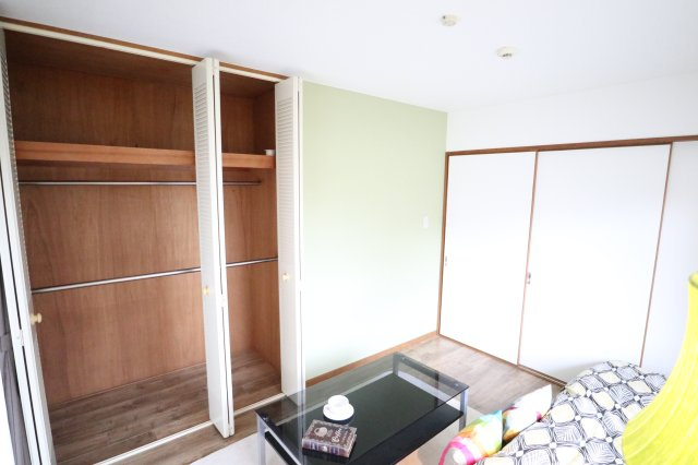 クレスト久米川の収納