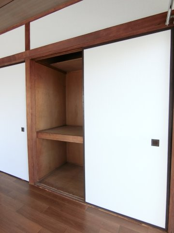 シャンブルドット元住吉の収納