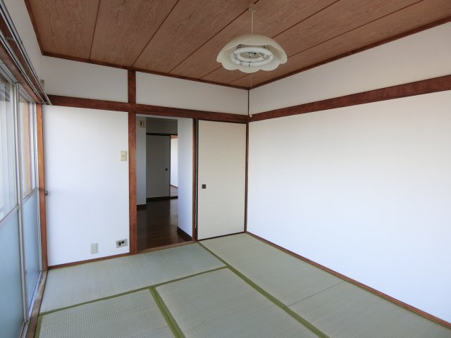 シャンブルドット元住吉の和室