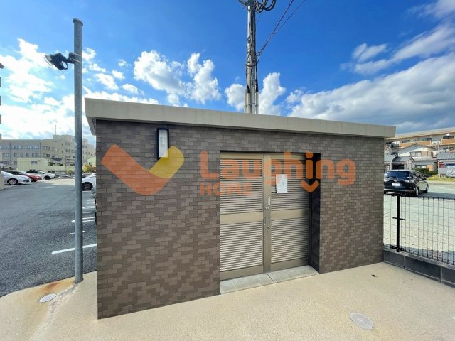 リ・エミネンスのエントランス|毎日通るエントランスはこのようになっています