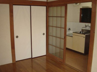 【寝室】