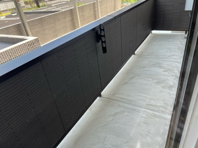 【バルコニー】 | シャルール | 落ち着いた時間を過ごせるバルコニーです