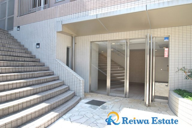 プランヴェール茅ヶ崎中海岸のエントランス