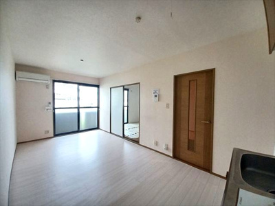 【居間・リビング】 | モービルコートヤマダ