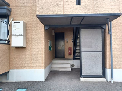 【エントランス】 | モービルコートヤマダ