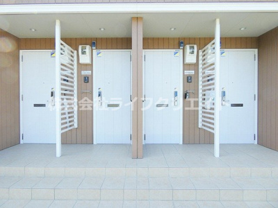 【エントランス】 | サニーフラット