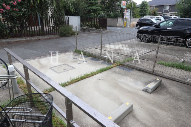Ｆａｉｒｗａｙ　Ｃｏｕｒｔの駐車場