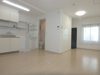 【居間・リビング】 | たちばなマンション（Ｆｒｅｅ高速ＷｉＦｉ、オートロック、宅配ＢＯＸ） 