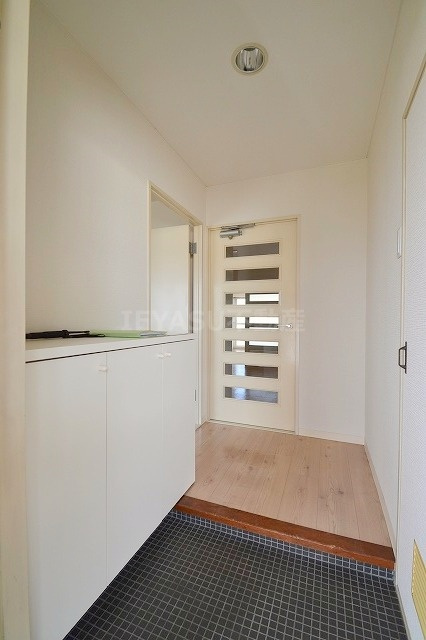 ファーレ高須の玄関