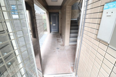 【エントランス】 | シャルマンフジ出屋敷弐番館