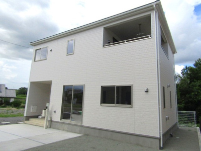 【外観】 | クレイドルガーデン甲斐市大垈第1　1号棟 | 外観は落ち着いています