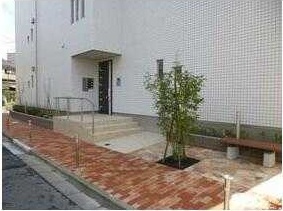 【エントランス】 | ラシーネ扇サクラ