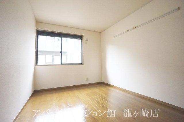 セジュール烏山 ⅡⅢの寝室