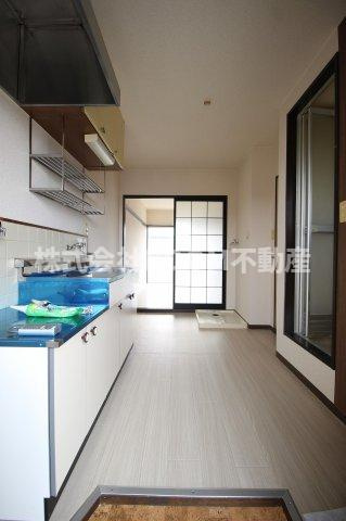 アルス鷹尾台の玄関