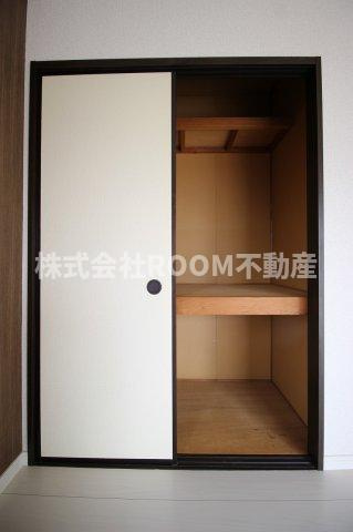 アルス鷹尾台の収納