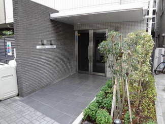 【エントランス】