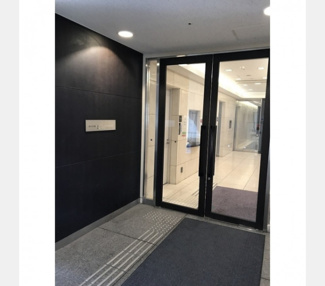 【エントランス】