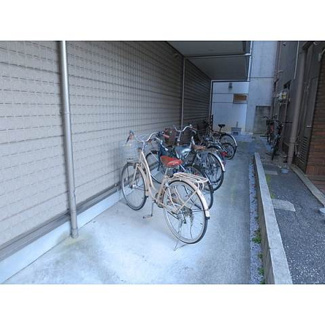 【駐車場】 | 駐輪場