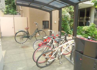 【その他共用部分】 | カーサ神山 | 駐輪場
