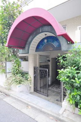 【エントランス】 | マノワール小滝園