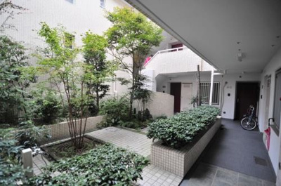 【ロビー】 | マノワール小滝園
