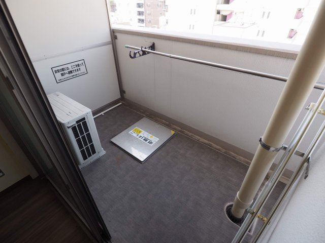 【バルコニー】 | ウエンズ東心斎橋 | ウエンズ東心斎橋