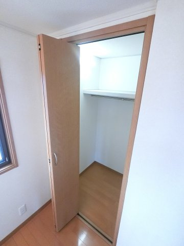 プティ　セナの収納