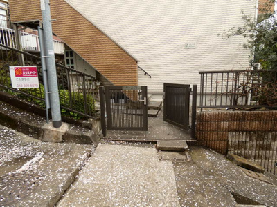 ★建物入り口★