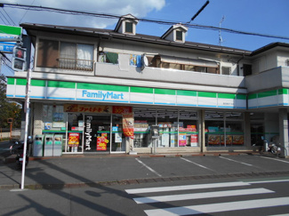 ファミリーマート海田東４丁目店まで80ｍ