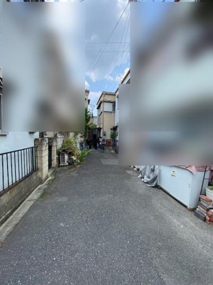 【前面道路含む現地写真】