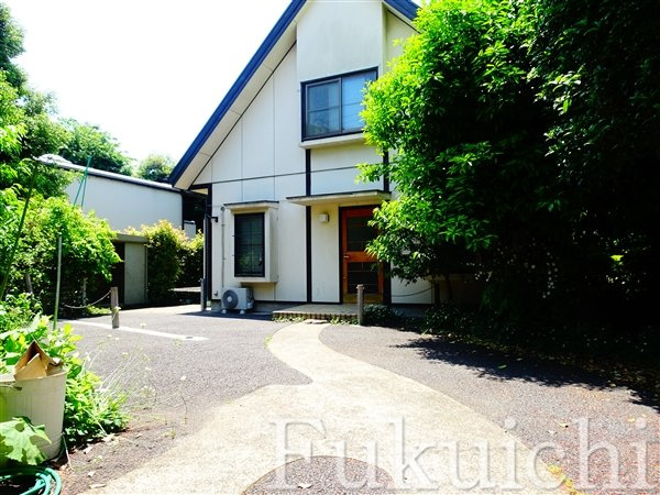 柿の木坂戸建の外観