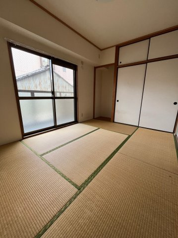 仲介手数料0円ファミーユ城西の和室