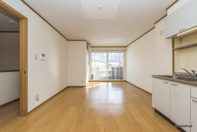 セピアコート若穂の居間・リビング|ダイニングキッチン