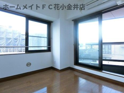 【居間・リビング】 | EAST WIND本町