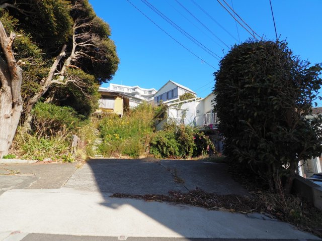 海見え！相模湾のパノラマビューを楽しめますの外観|南側道路からの外観