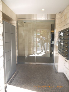 【エントランス】 | 管理体制のしっかりしたエントランスです。